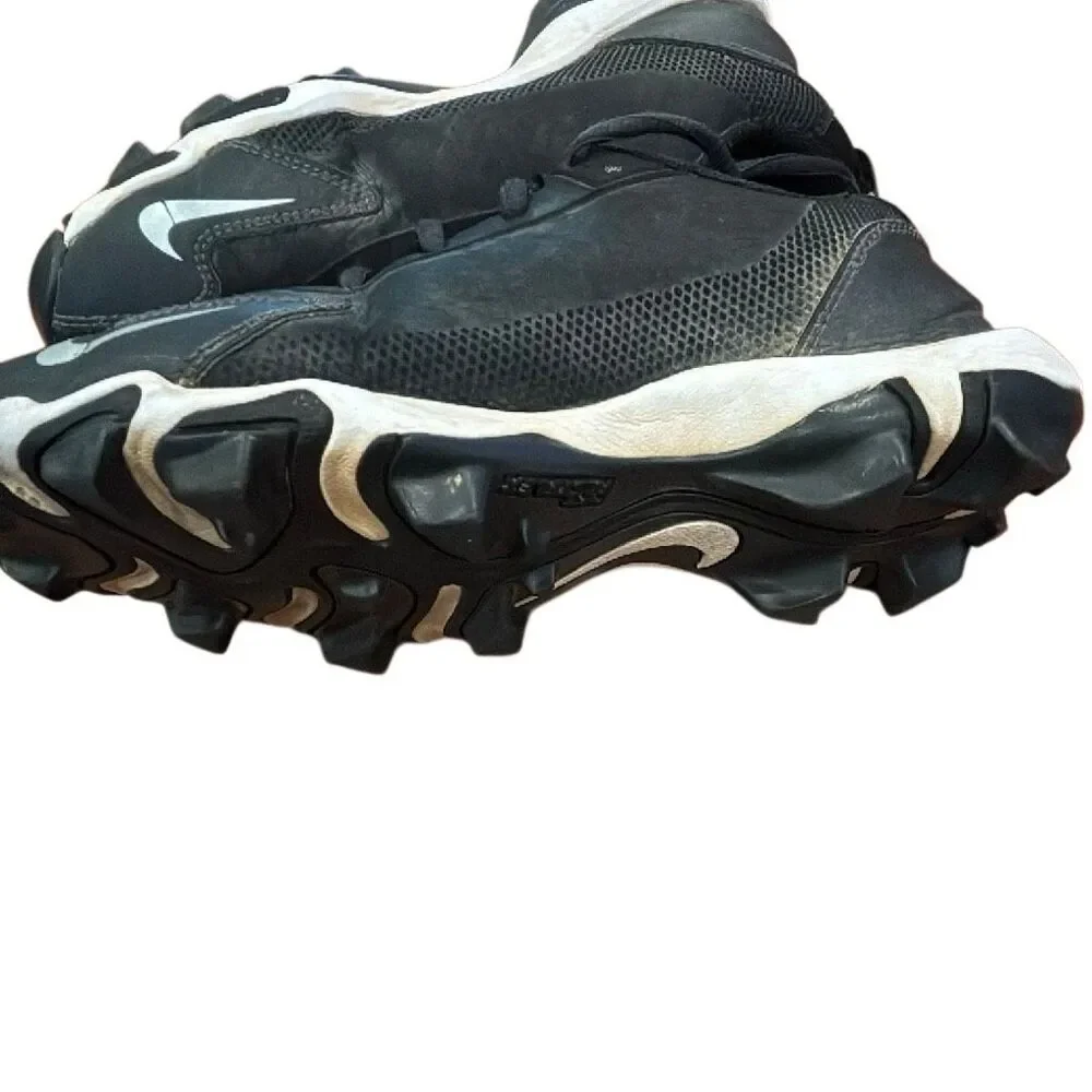 Nike Alpha Menace Football Cleats Black White Youth Size 4Y Molded Traction Shoe